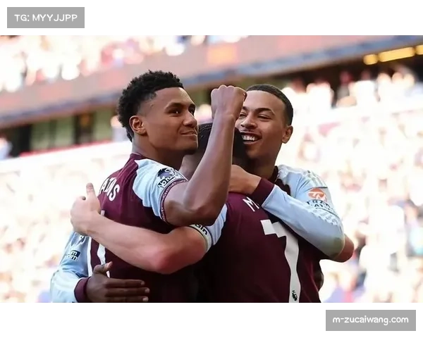 阿斯顿维拉发布赛前训练视频，埃梅里重点演练“快速由守转攻”三条线联动